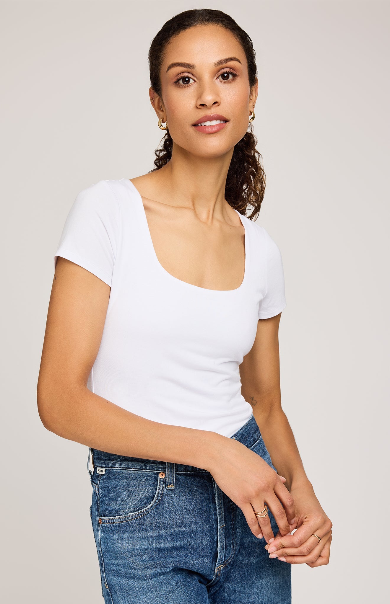 Fiora T-Shirt