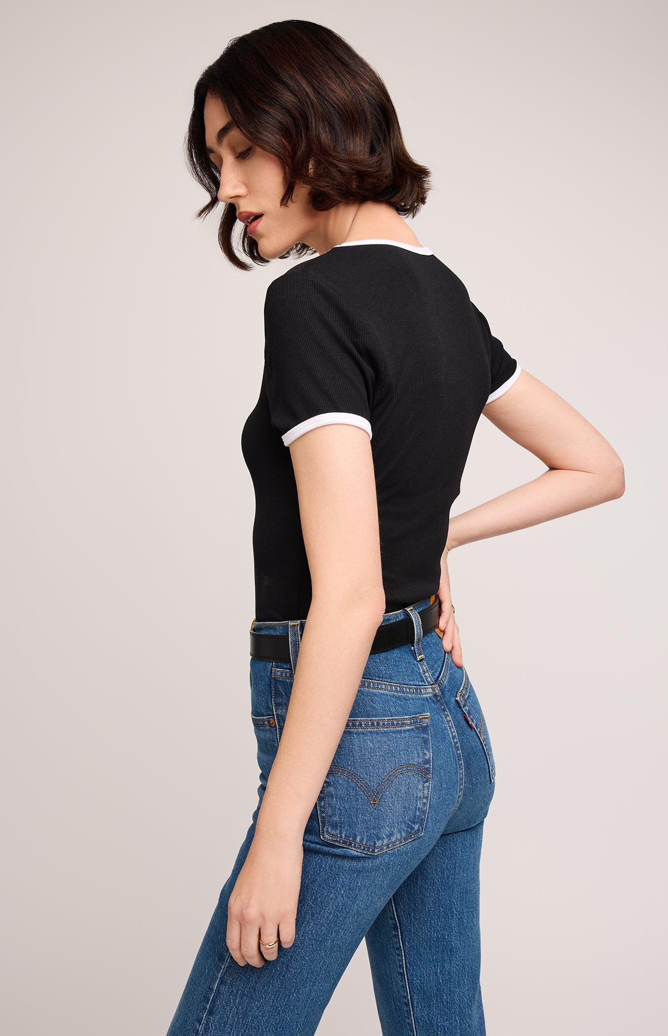 Shania Ribbed T-Shirt|color:Black Ringer
