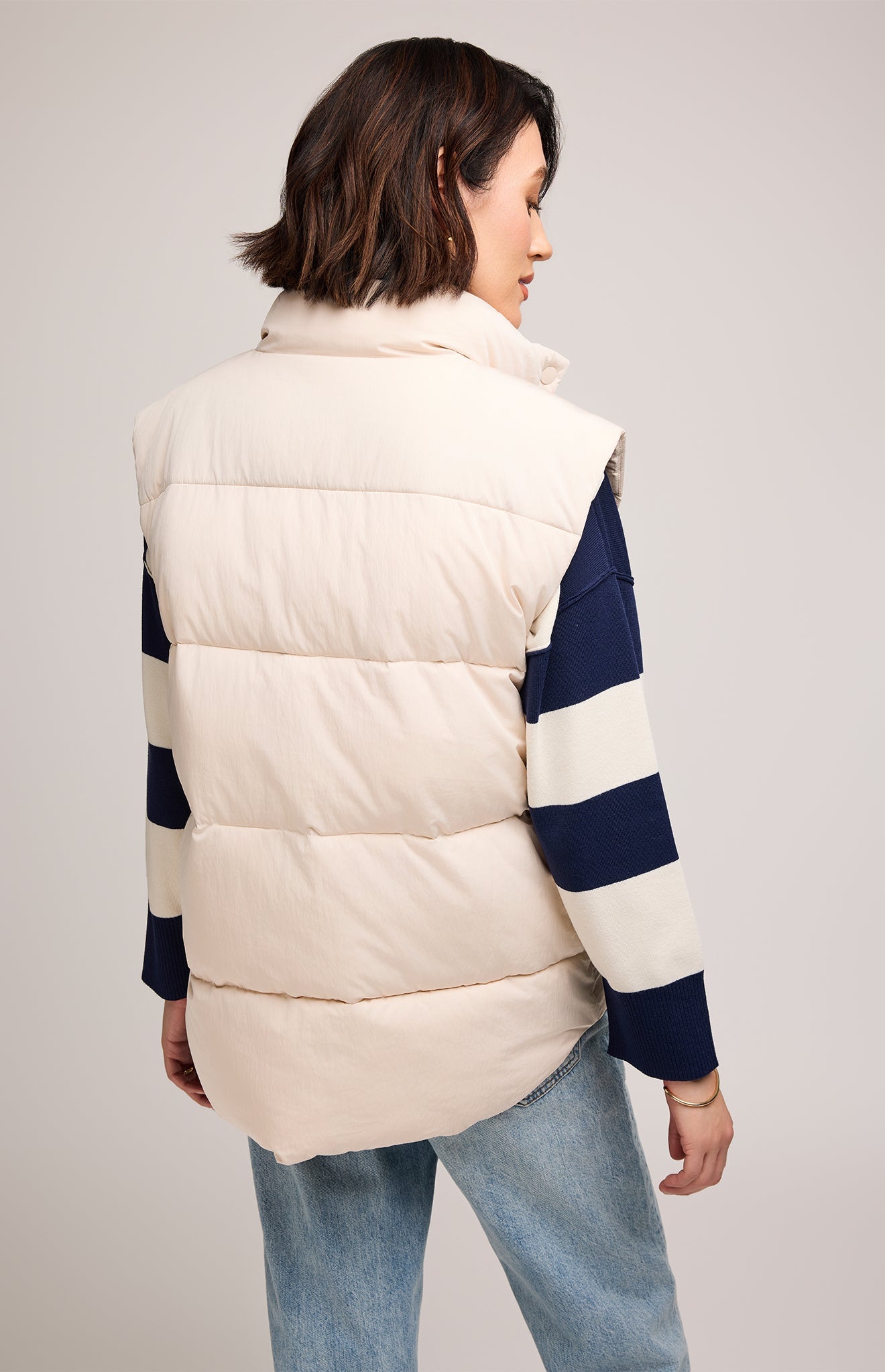 Nora Vest