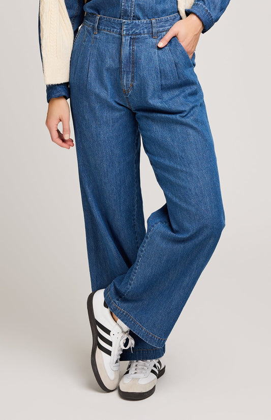 Amara Denim Pant|color:Medium Wash