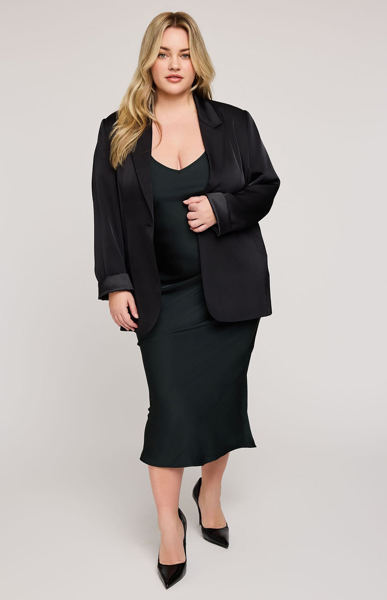 Dione Satin Blazer|Color:Black
