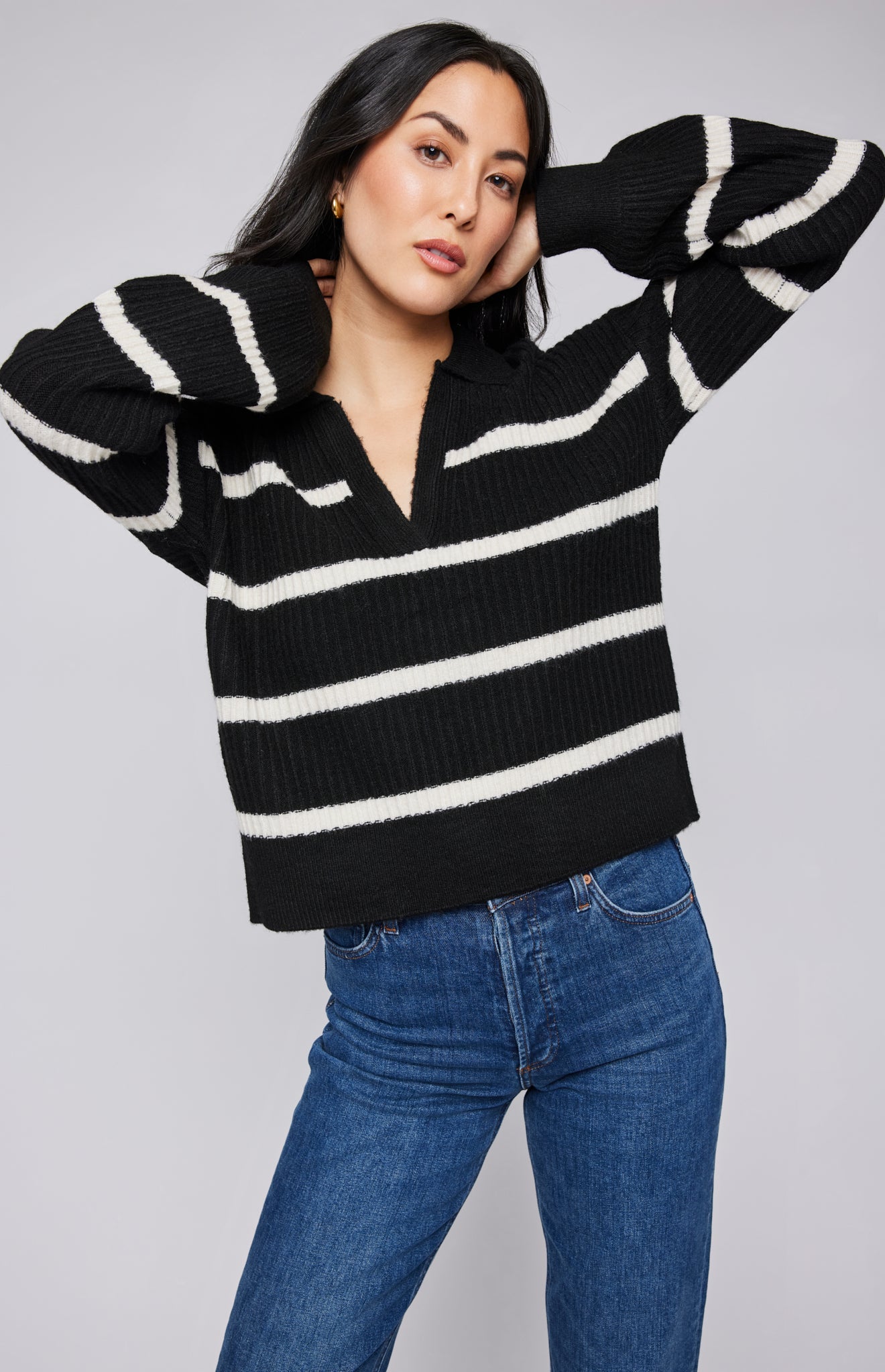 Beckett V-Neck Sweater|color:Black Stripe