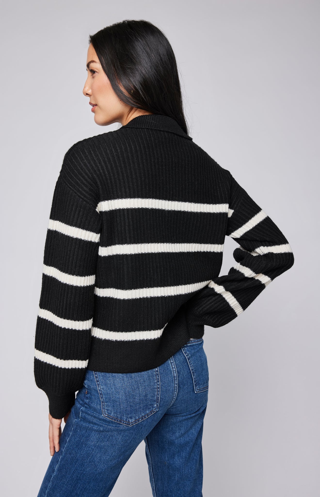 Beckett V-Neck Sweater|color:Black Stripe