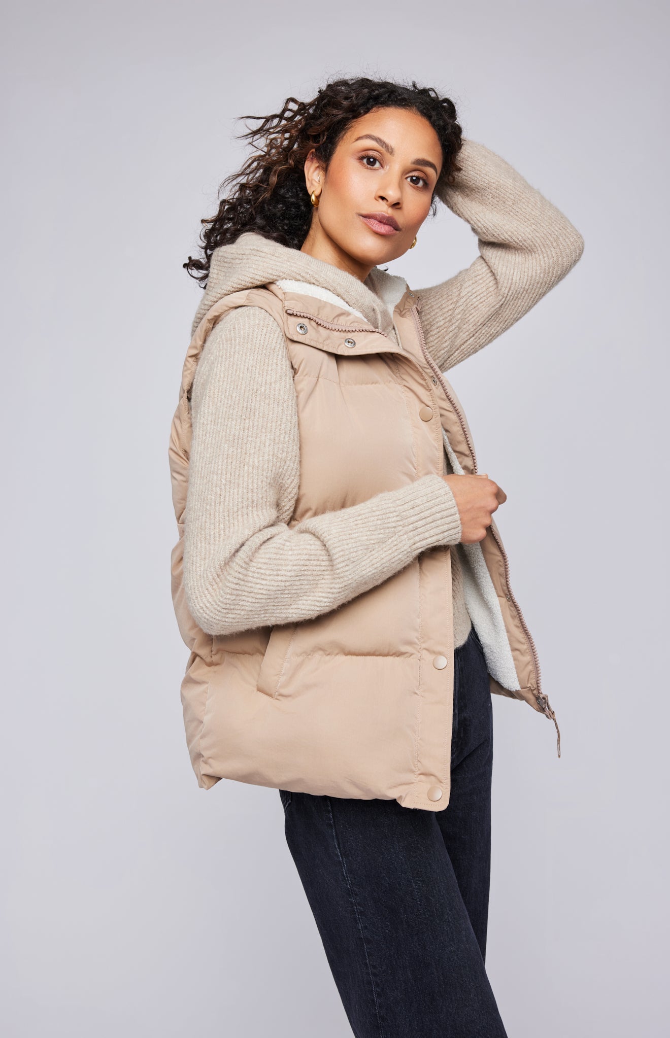 Billie Vest|color:Camel