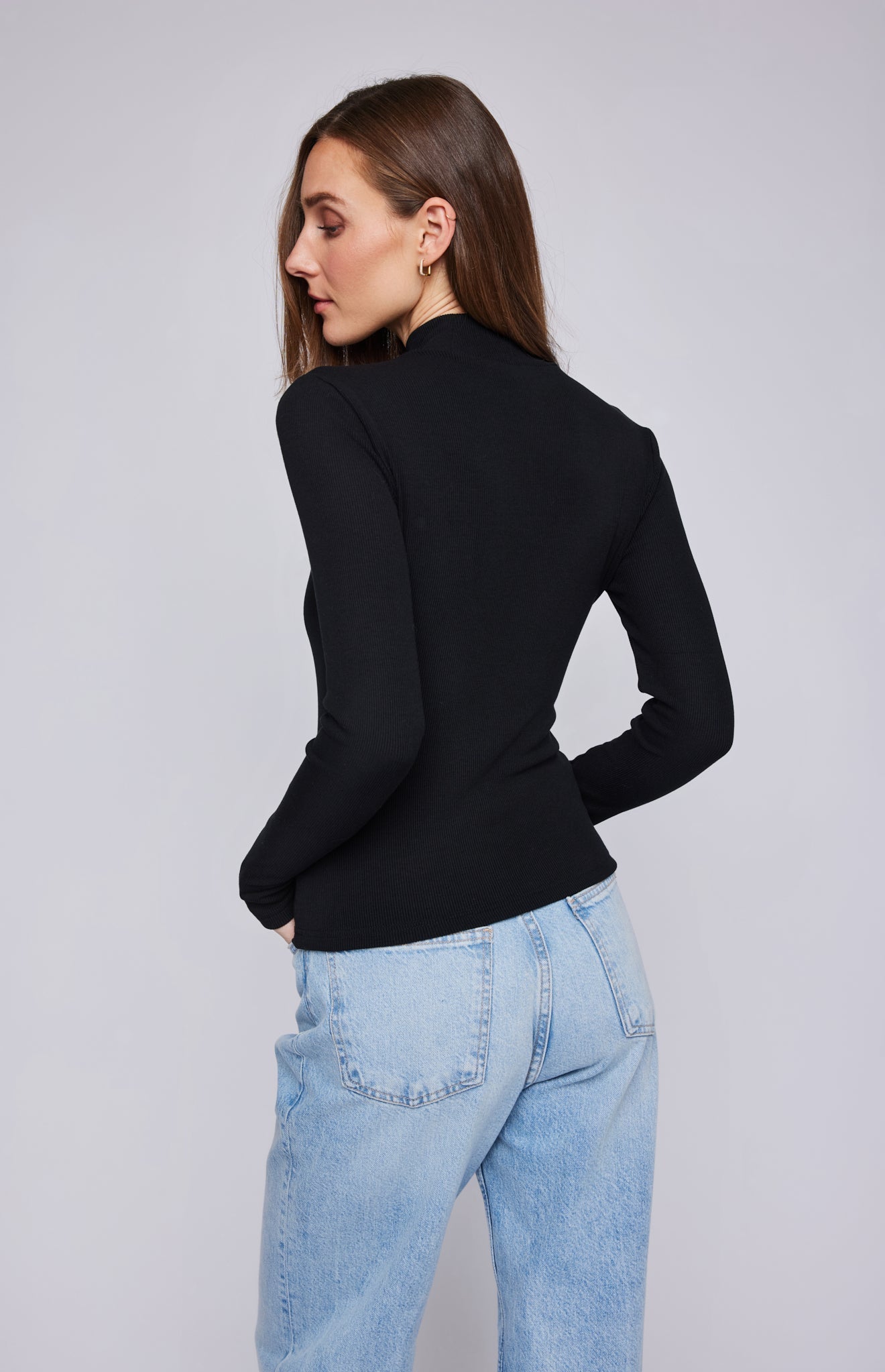 Wren Top|color:Black