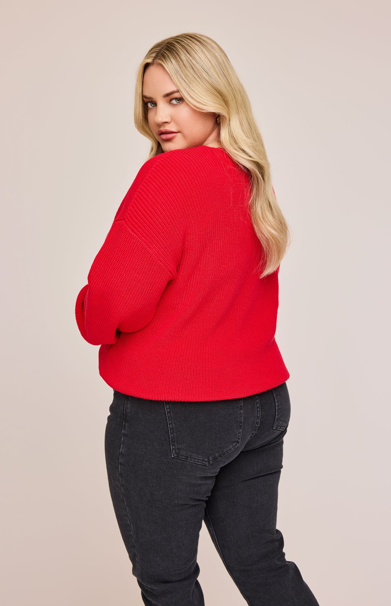 Tucker Pullover|color:Red