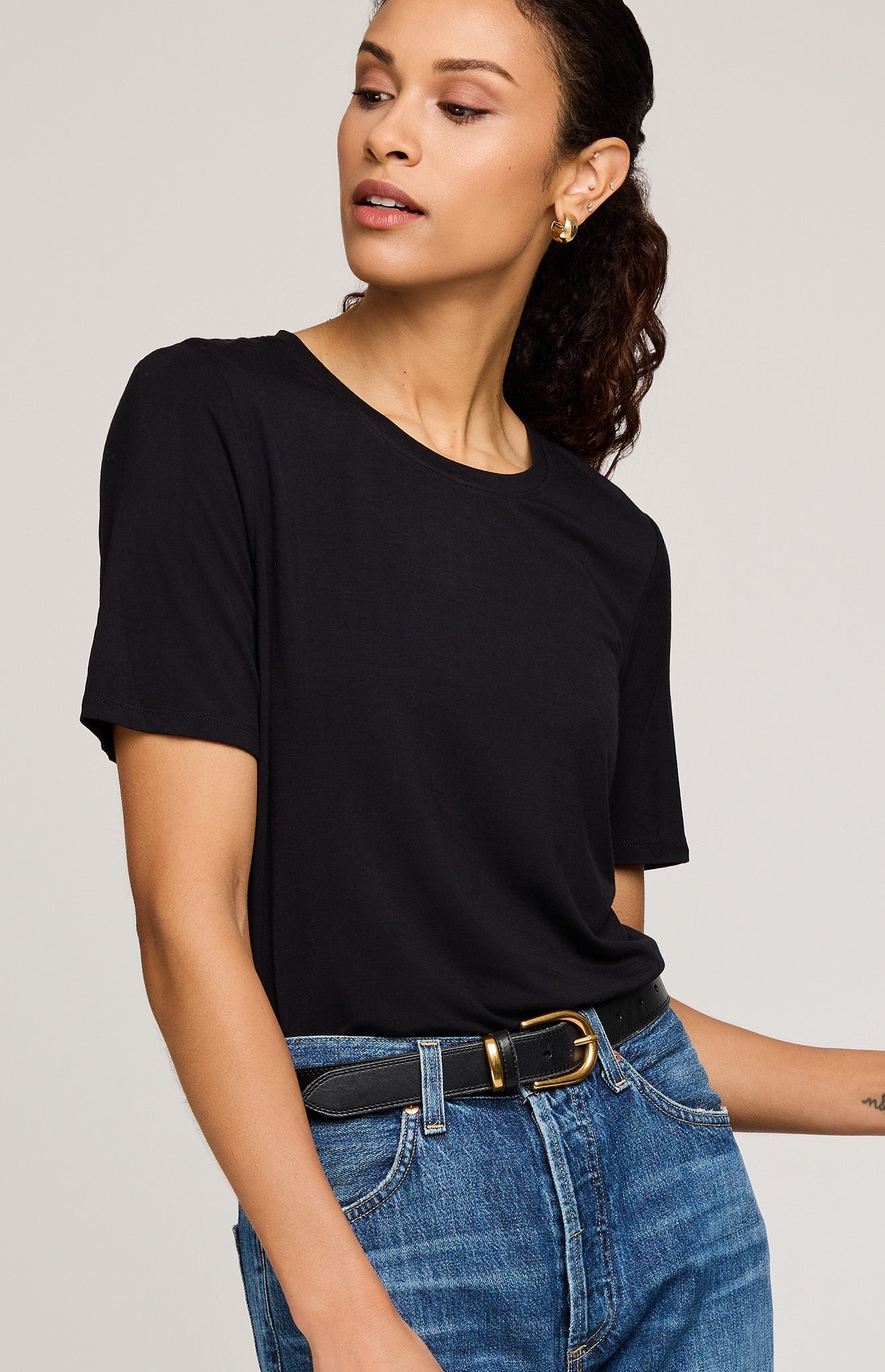 Brielle T-Shirt|color:Black