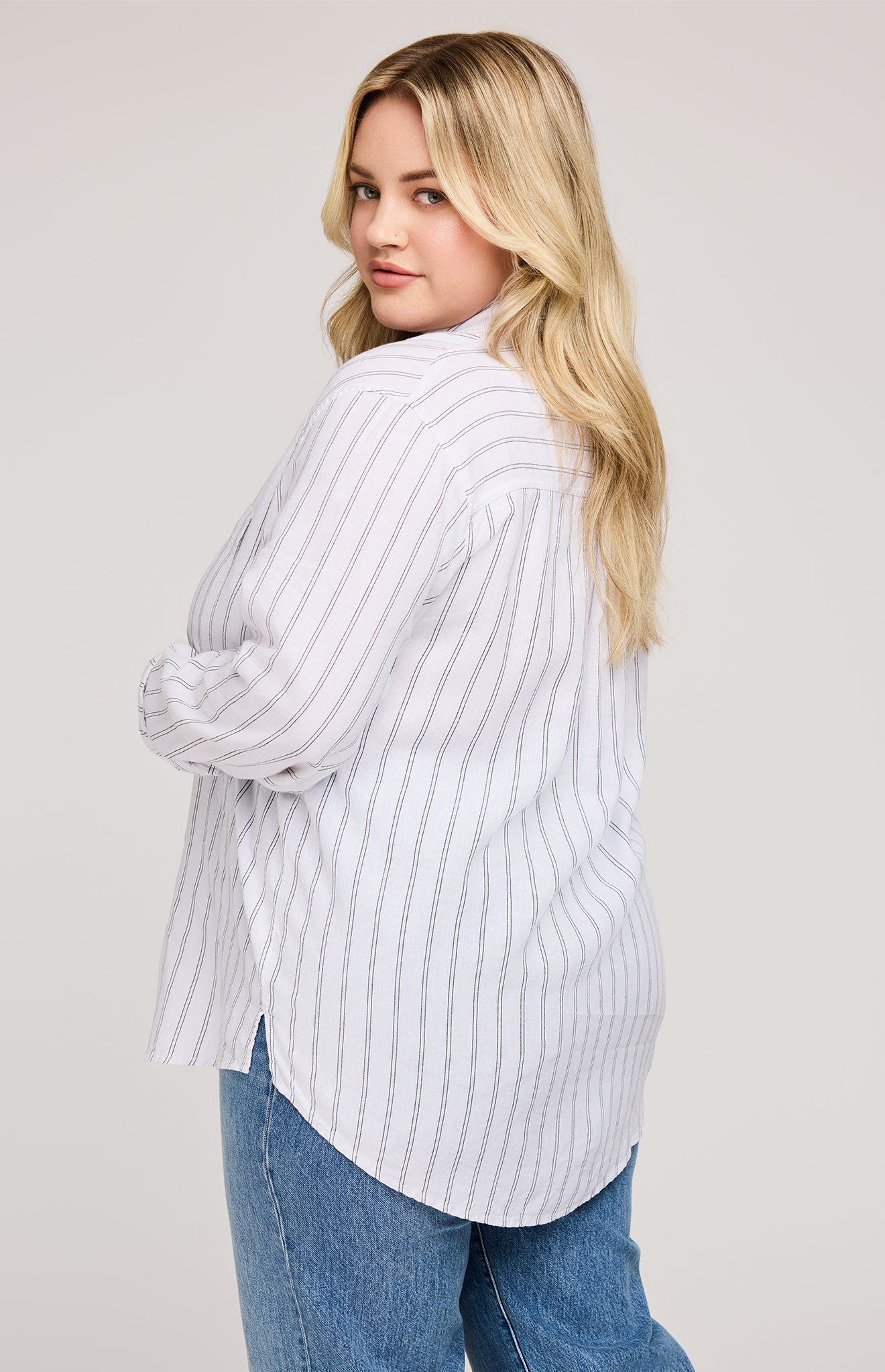 Dominique Button Down Shirt|color:White Stripe