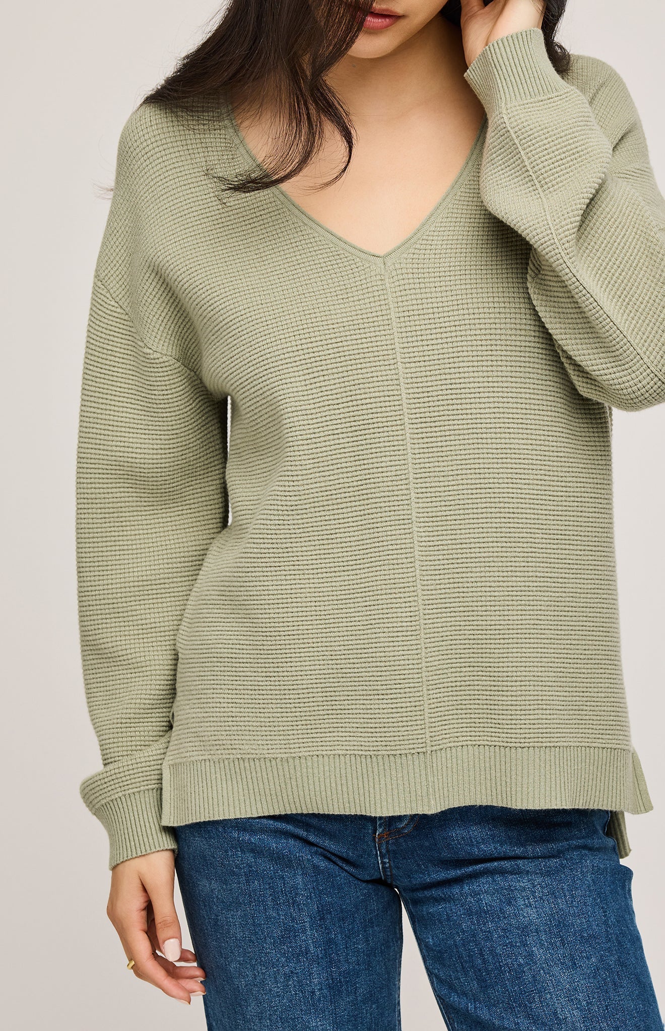 Lisbon V-Neck Knit Pullover