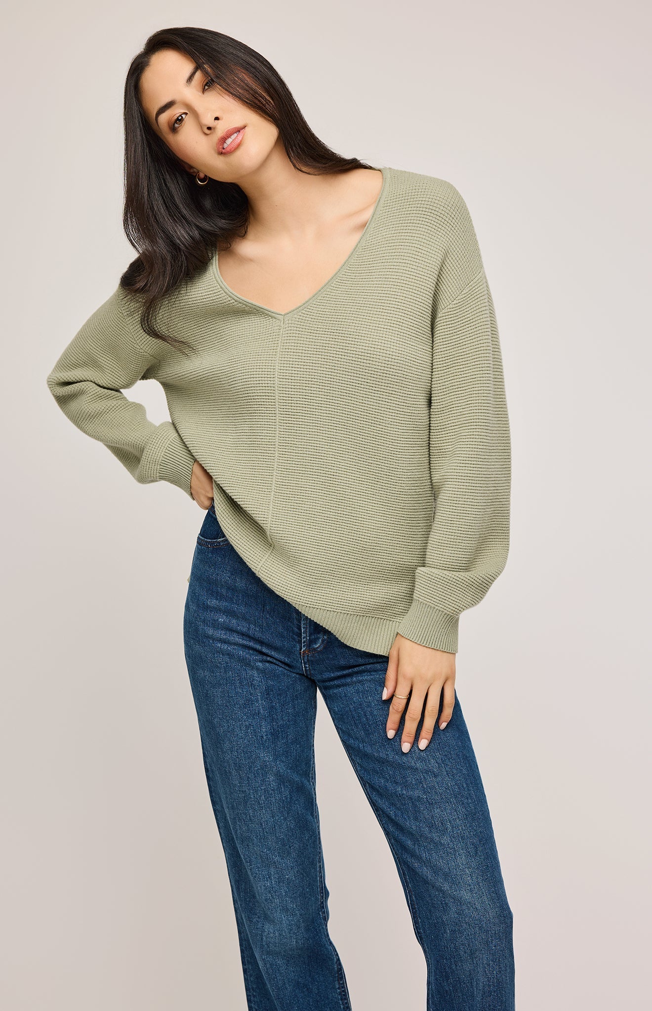 Lisbon V-Neck Knit Pullover