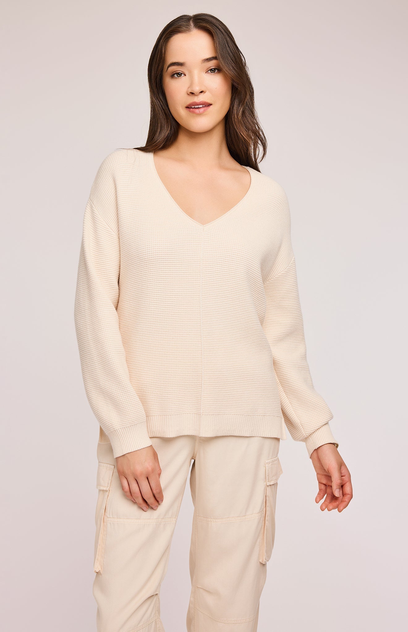 Lisbon V-Neck Knit Pullover