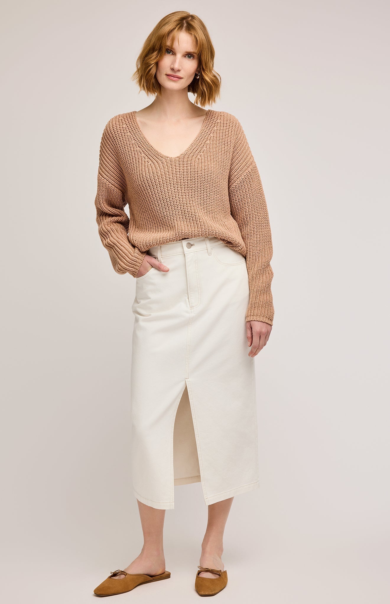 Spencer V-Neck Knit Pullover|color:Tan