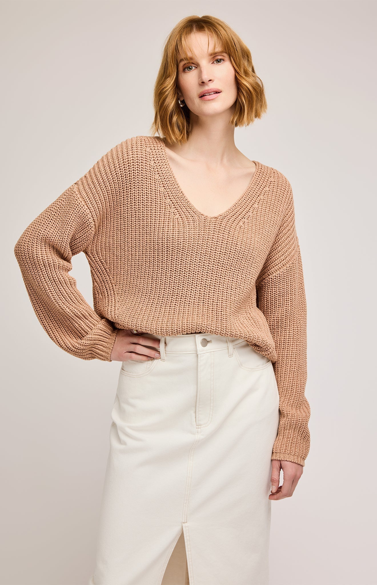 Spencer V-Neck Knit Pullover|color:Tan