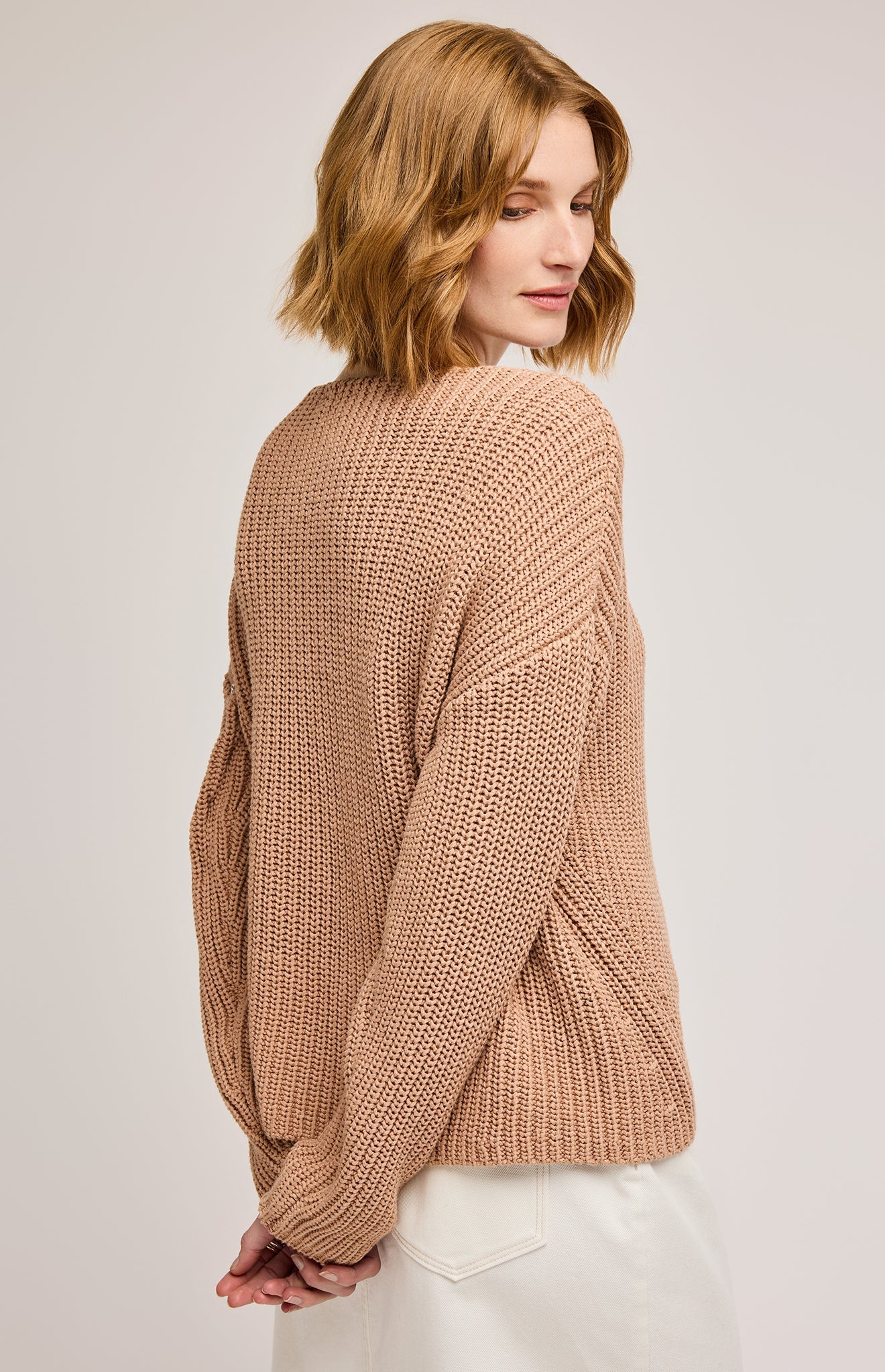 Spencer V-Neck Knit Pullover|color:Tan