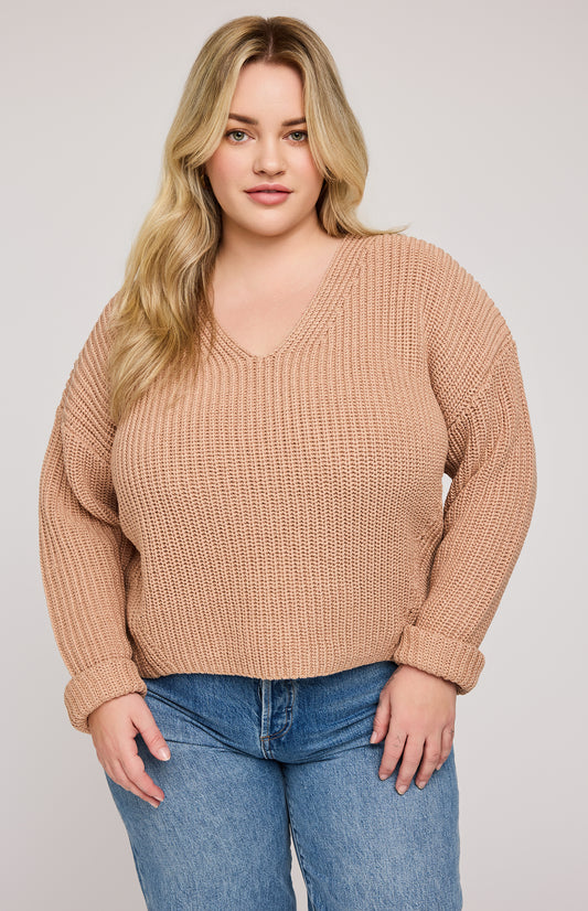 Spencer V-Neck Knit Pullover|color:Tan