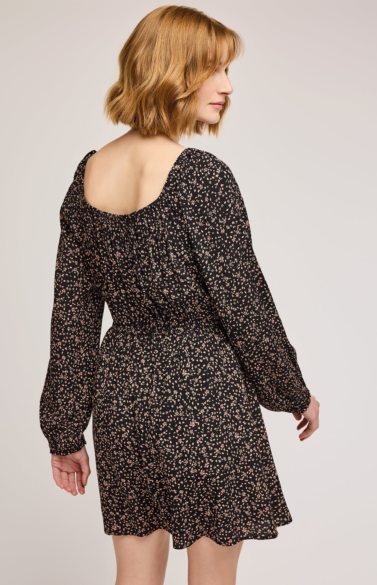 Sutton Floral Mini Dress|color:Black Wildflower