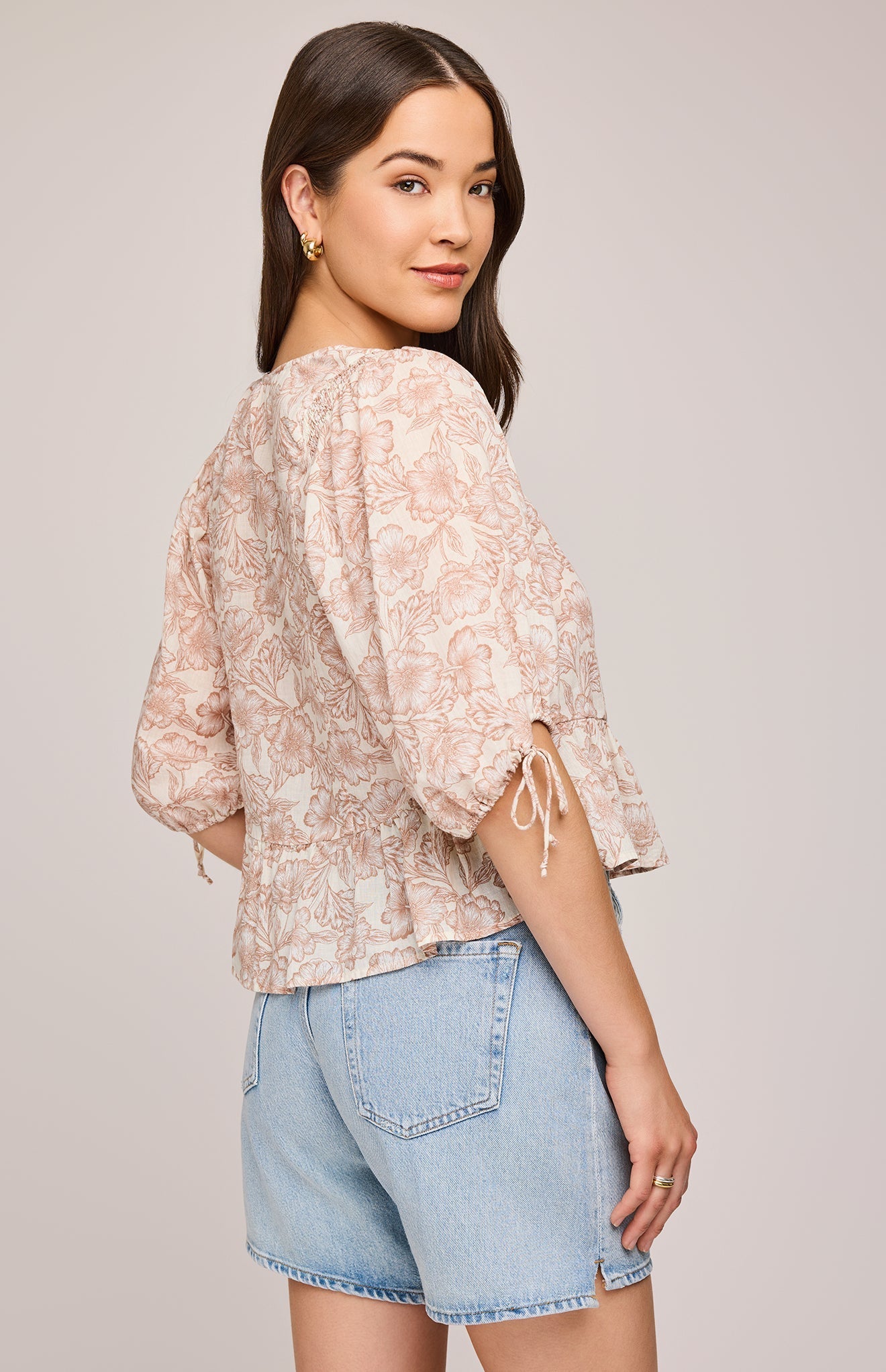 Serafina Floral Blouse|color:Desert Bouquet
