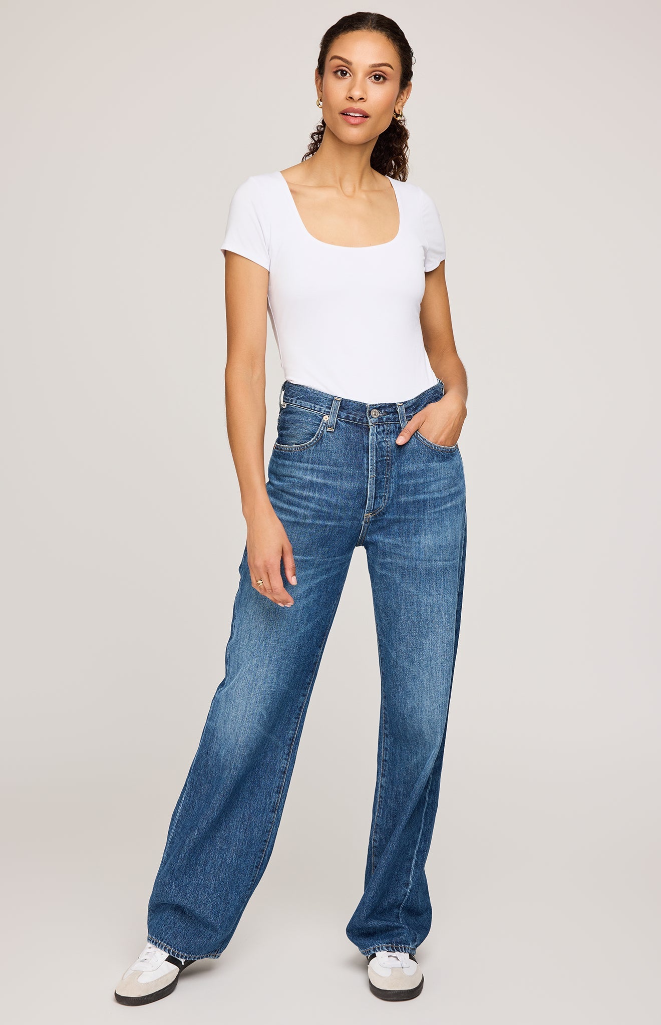 Fiora T-Shirt|color:White