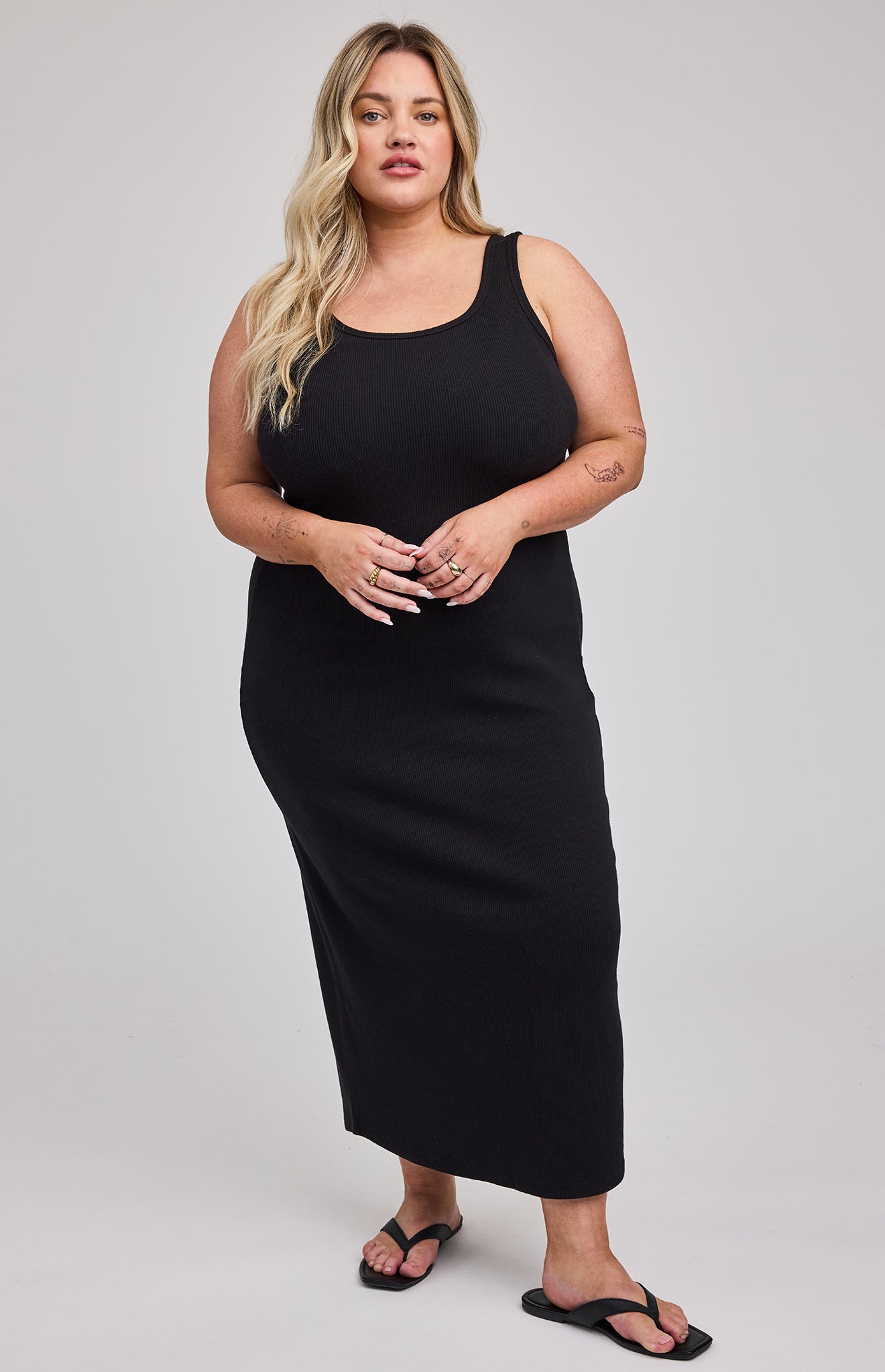 Daisy Ribbed Midi Dress|color:Black