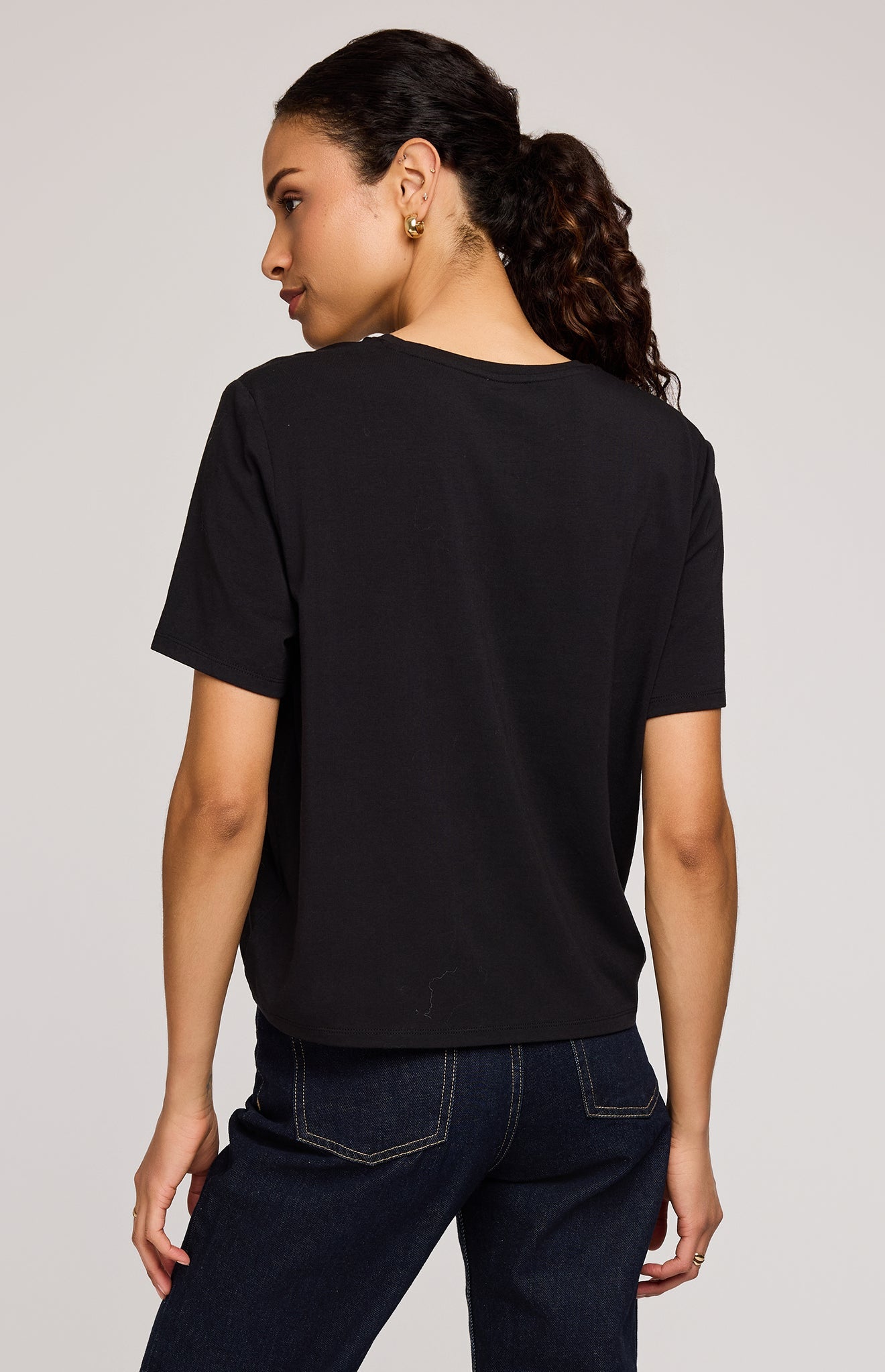Christine T-Shirt|color:Black
