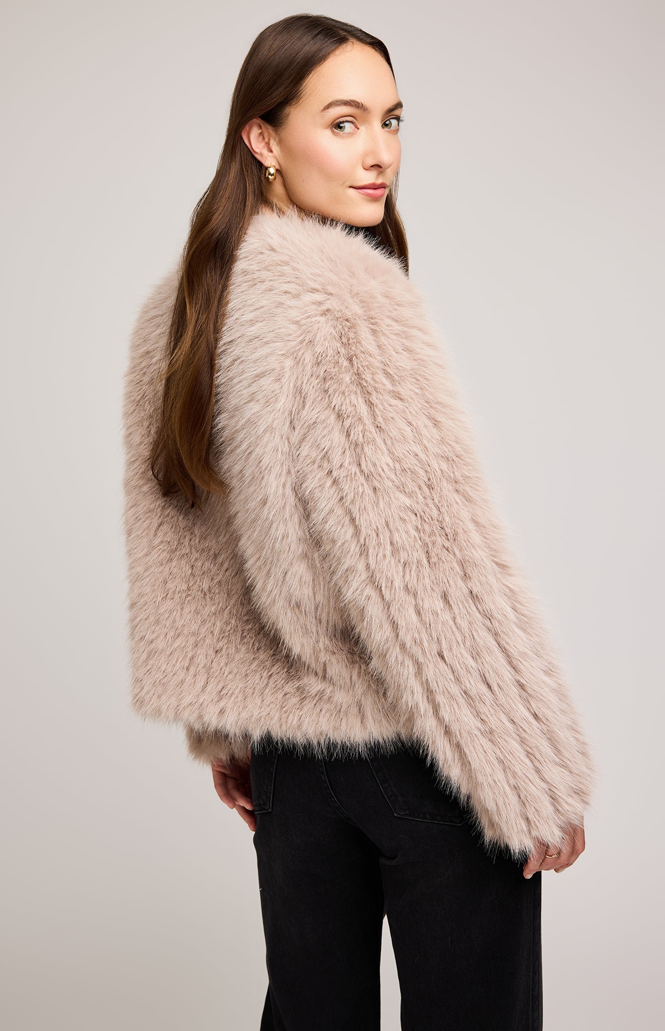 Uma Faux Fur Jacket|color:Smoke