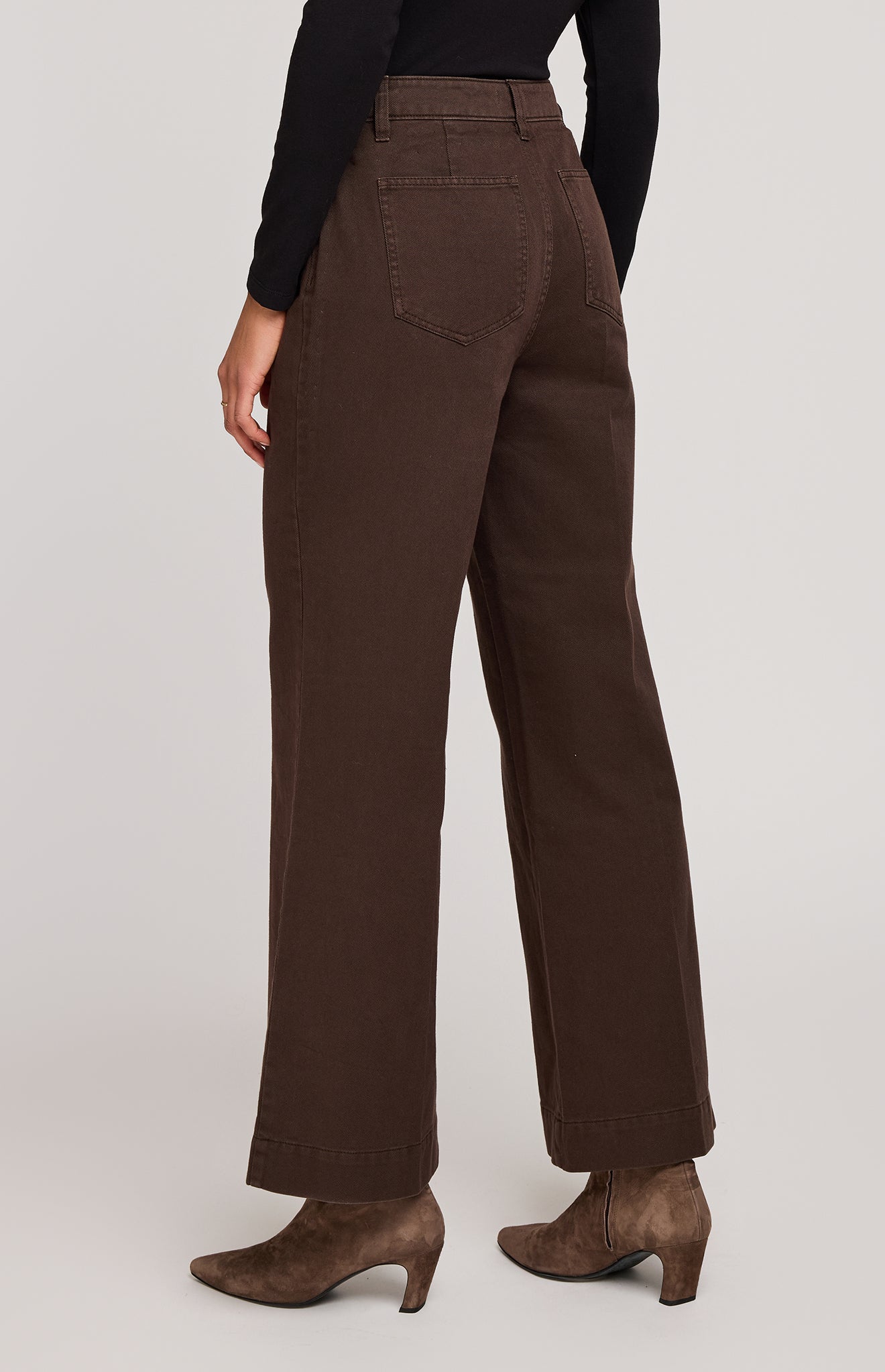 Livia Pant|color:Java
