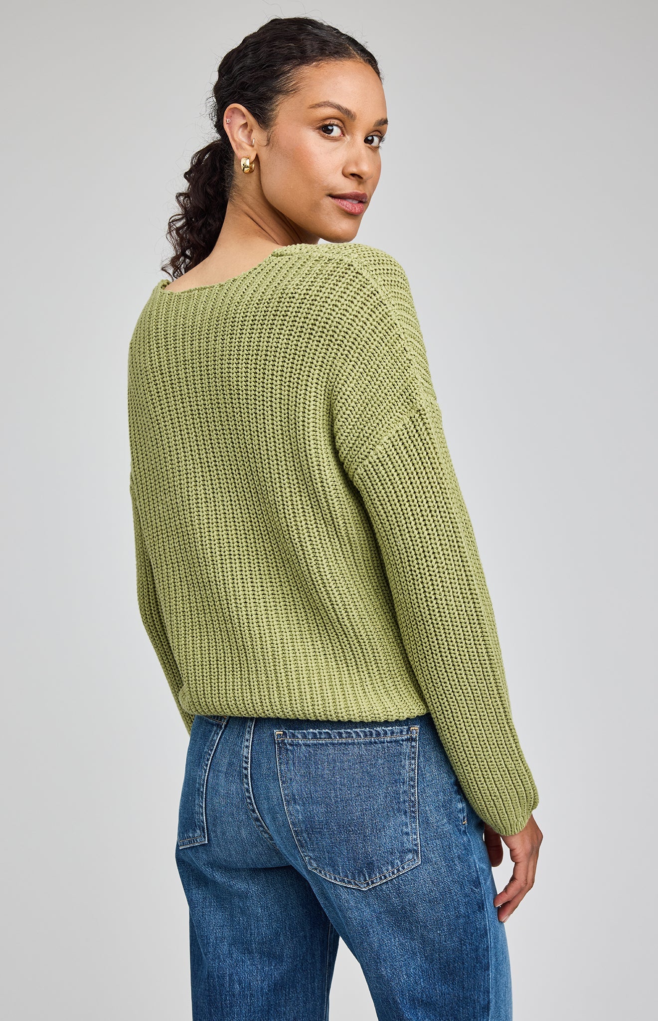 Spencer V-Neck Knit Sweater|color:Meadow