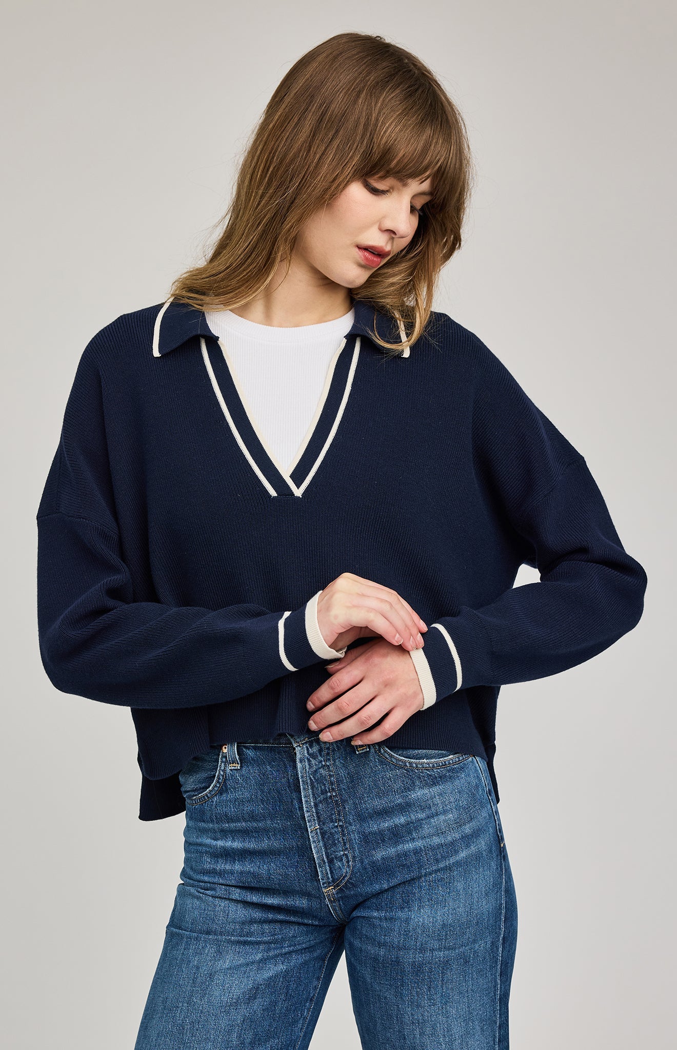 Tristan V-Neck Sweater|color:Navy