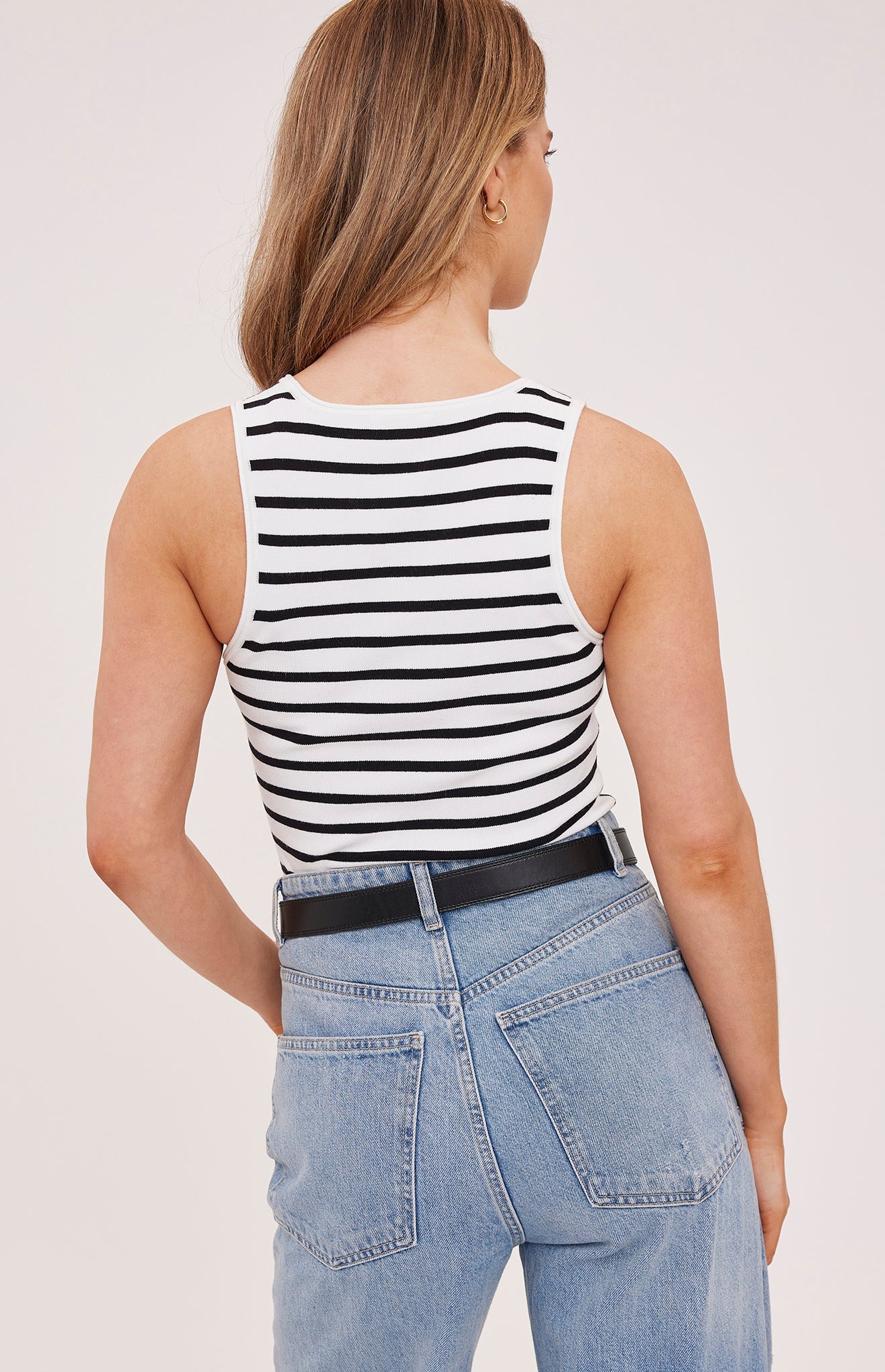 Sierra Tank|color:Black Stripe