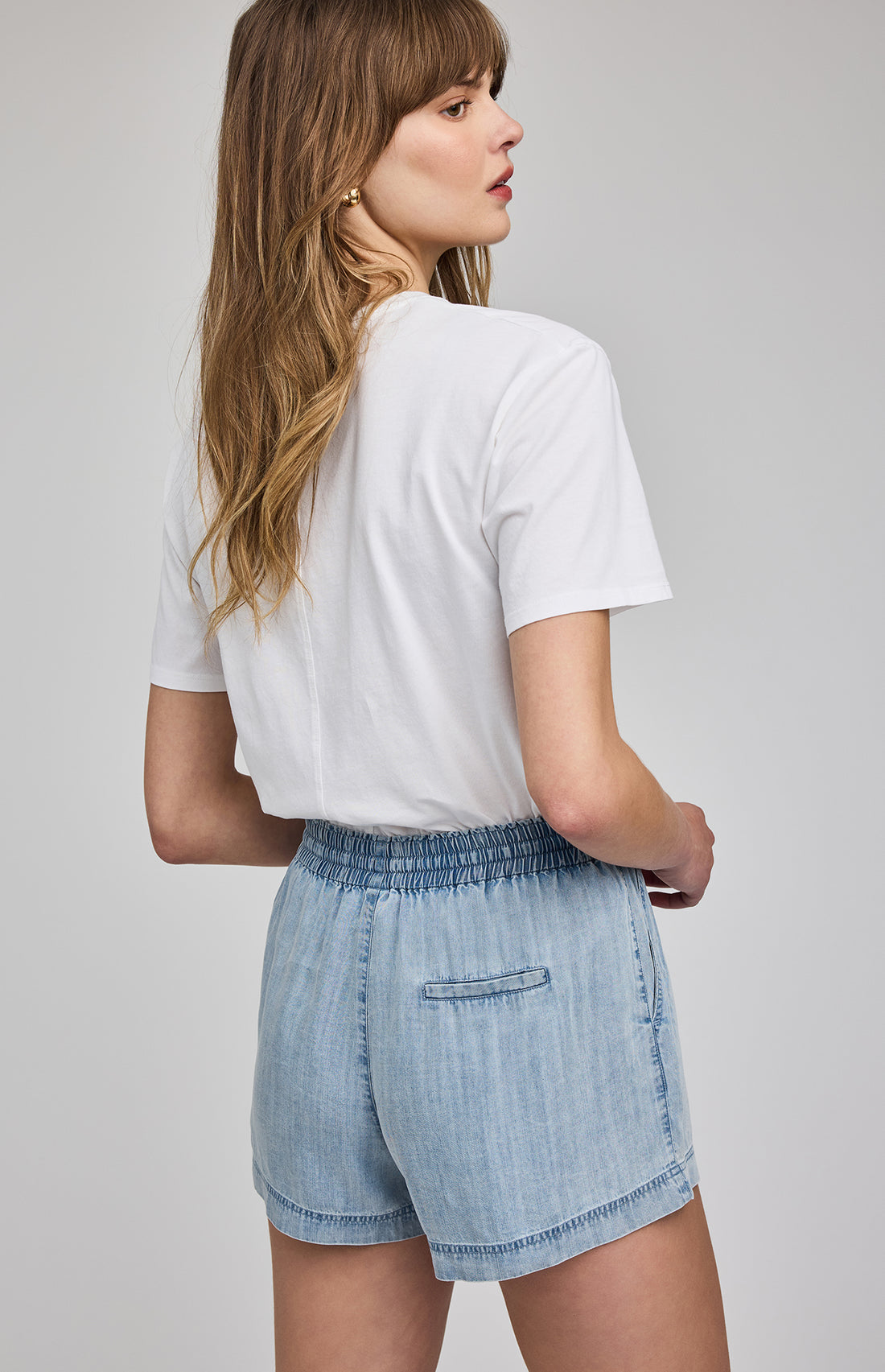 Tessa Short|color:Light Blue