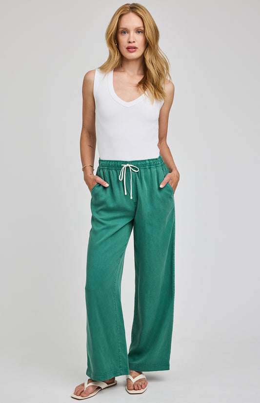 Camille Pant|color:Kelly