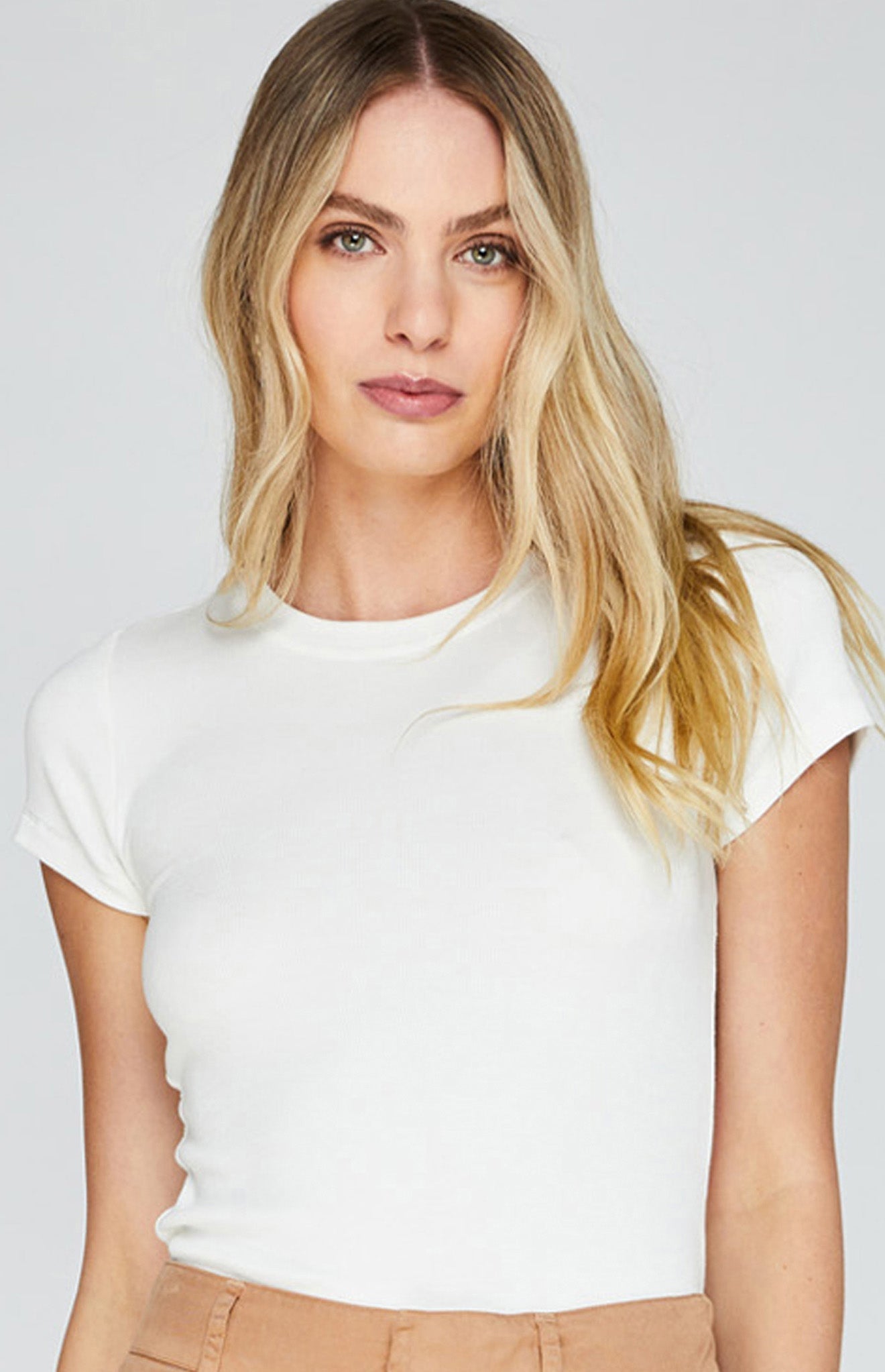 Clara T-Shirt|color:White